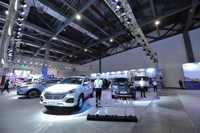江鈴多款熱銷產品亮相省產汽車展示洽談會，助力汽車銷售提升